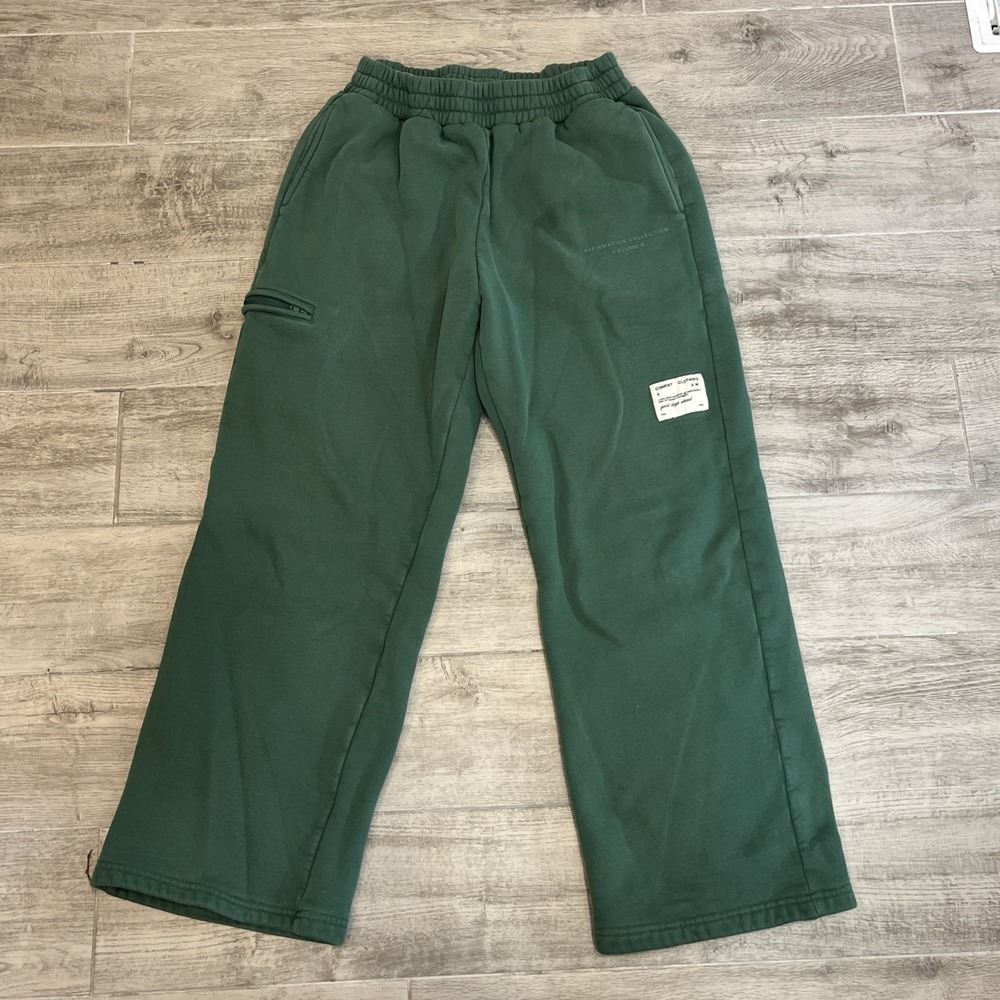 Comfrt "Affirmation Collection" Adult Sz Medium Wide Leg Sweatpants Dark Green